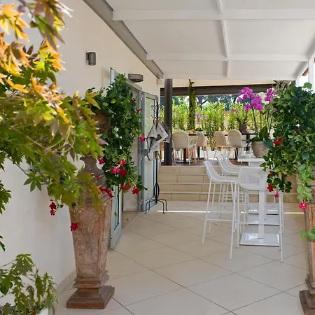 Hotel De Petris