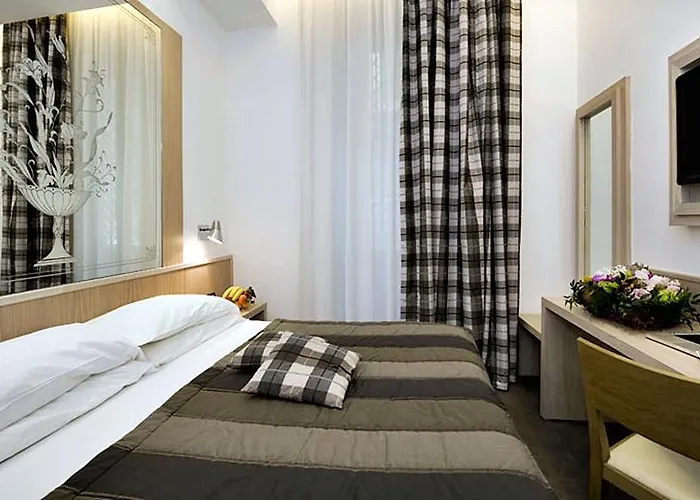 De Petris 3* Roma