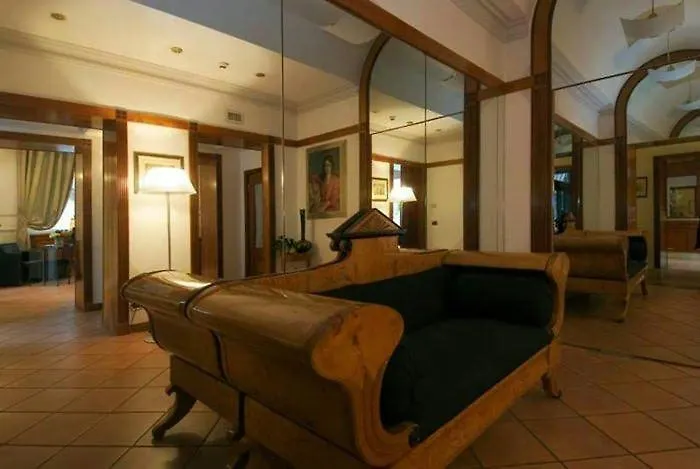 Hotel De Petris 3*