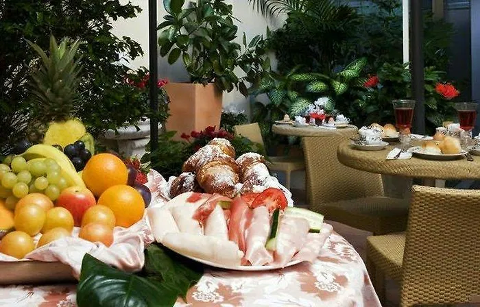Hotel De Petris 3*